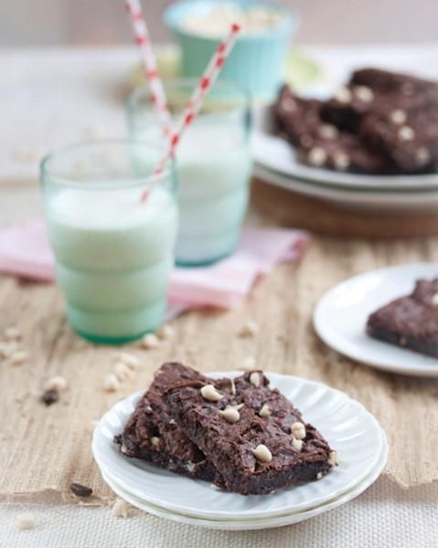 ULTIMATE FUDGY BROWNIES