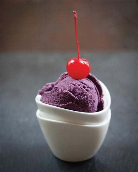 BLACKBERRY CHEESECAKE GELATO