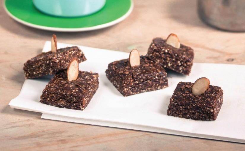 NOURISHING BROWNIE BITES