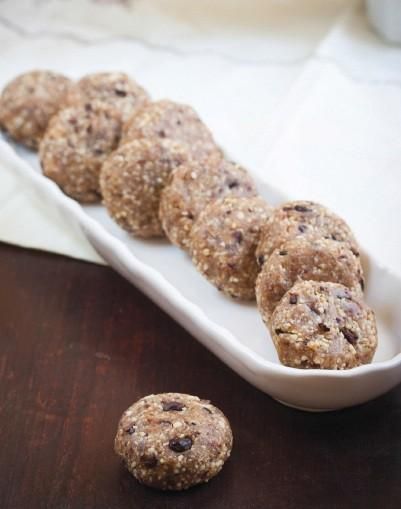 COOKIE DOUGH BITES