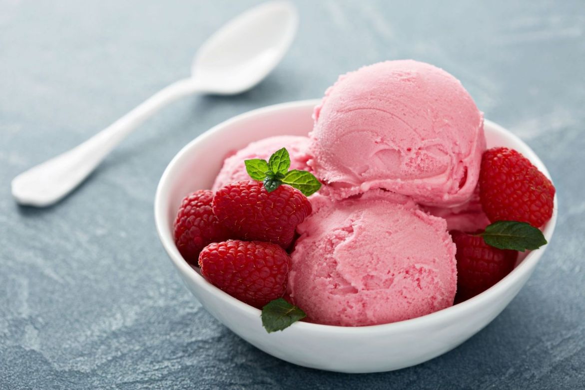 STRAWBERRY ICE CREAM