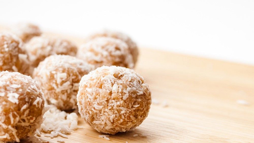 CINNAMON AND CARDAMOM FAT BOMBS