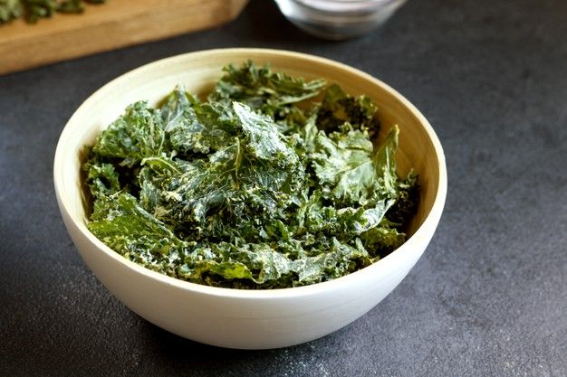 Crispy Baked Kale Chips