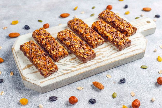 No-Bake Chewy Granola Bars