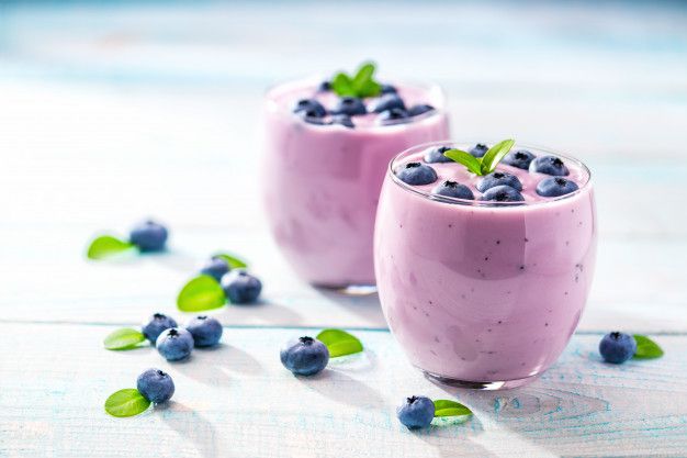 Healthy berry yogurt smoothie