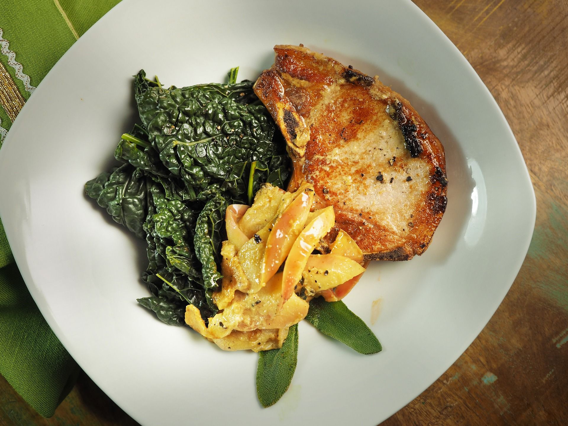 PARMESAN CHICKEN & KALE SAUTE