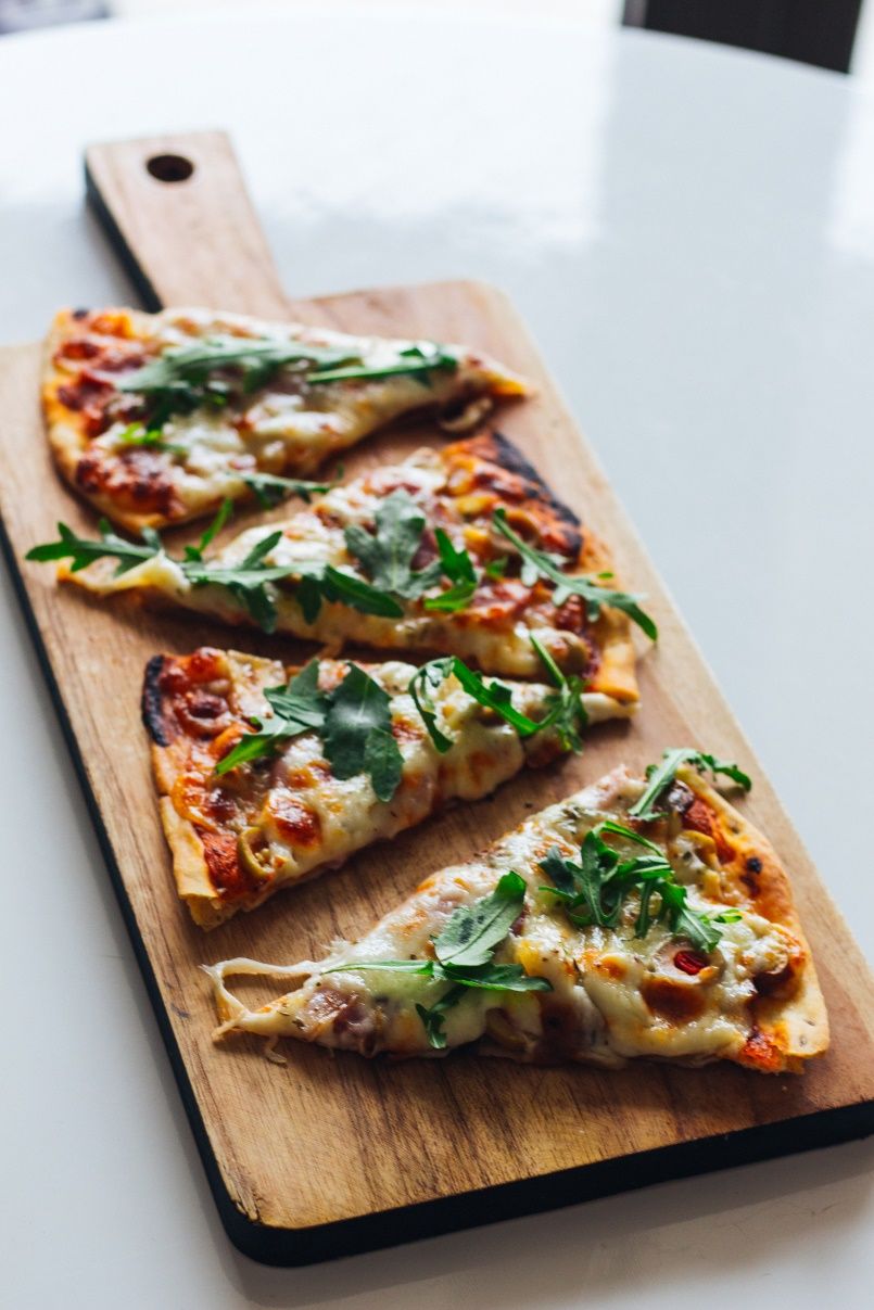 GOAT CHEESE PIZZA