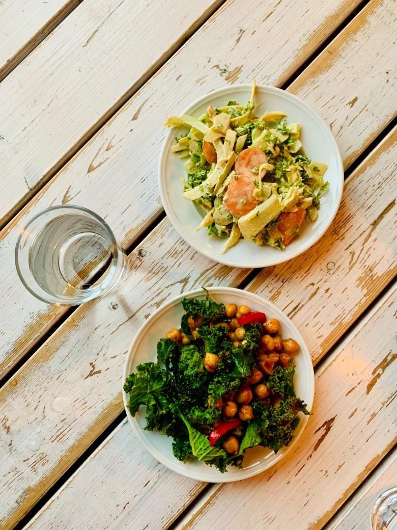 CHICKPEA SPINACH SALAD