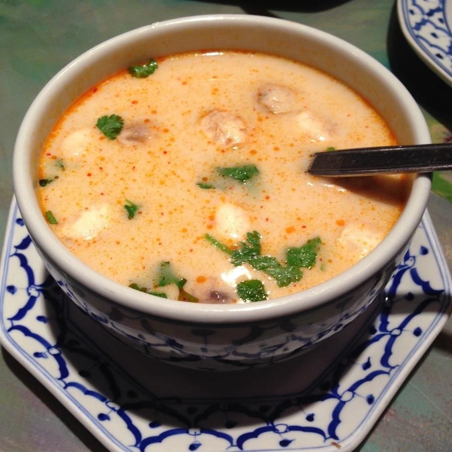 COCONUT CHICKEN CREAM SOUP