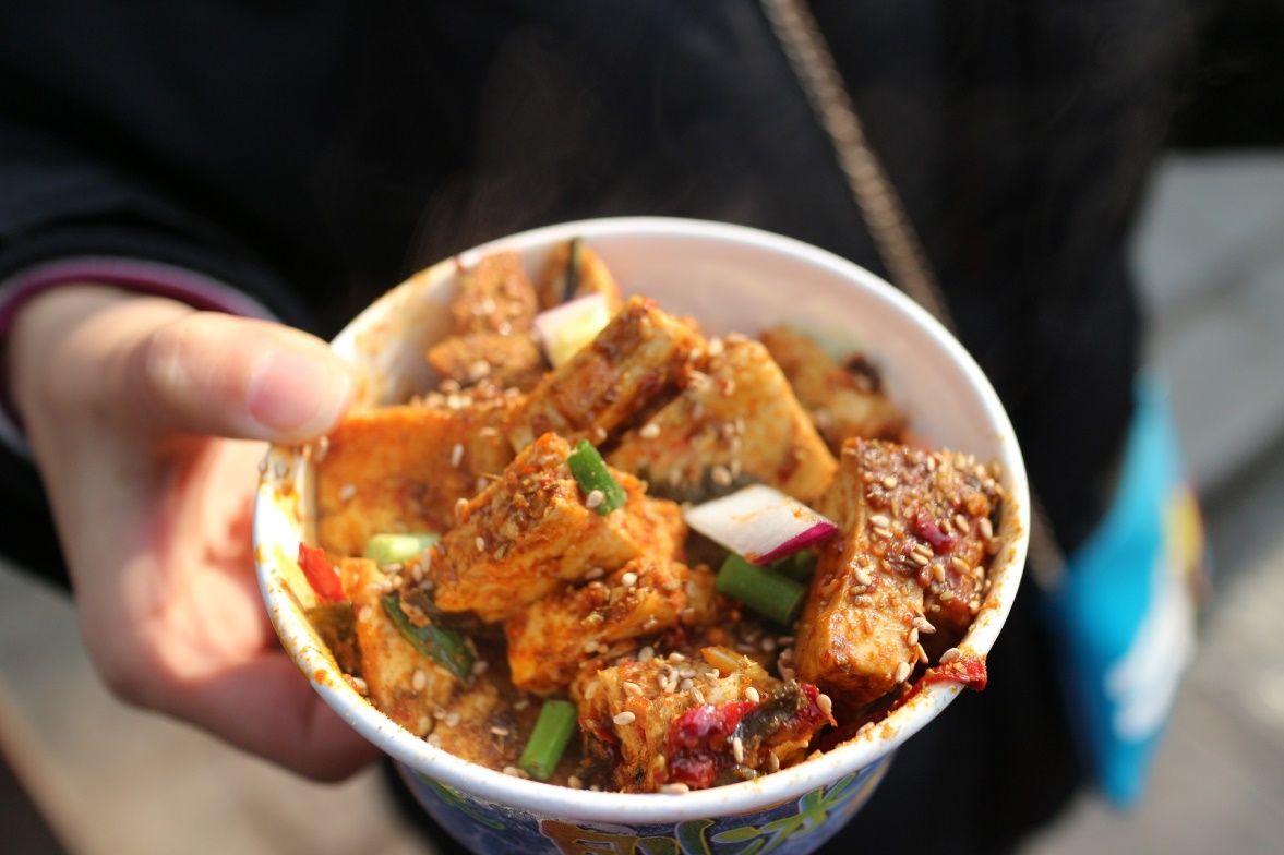 BRUSSEL SPROUTS & TOFU BOWL