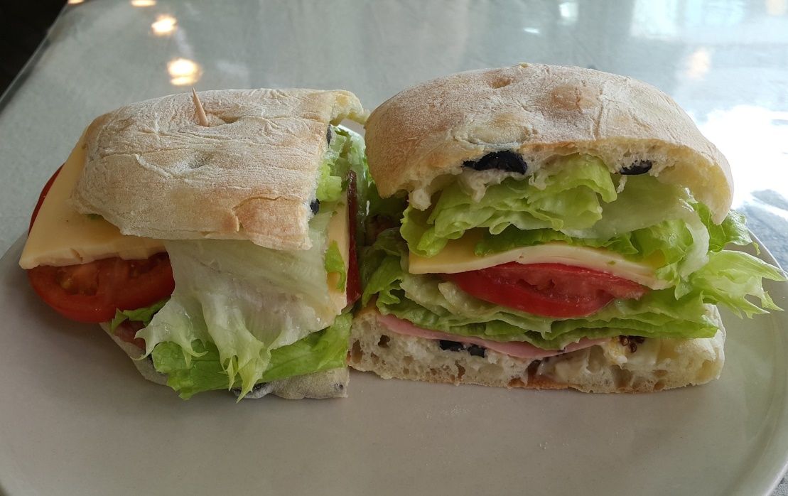 MEDITERRANEAN VEGGIE SANDWICH