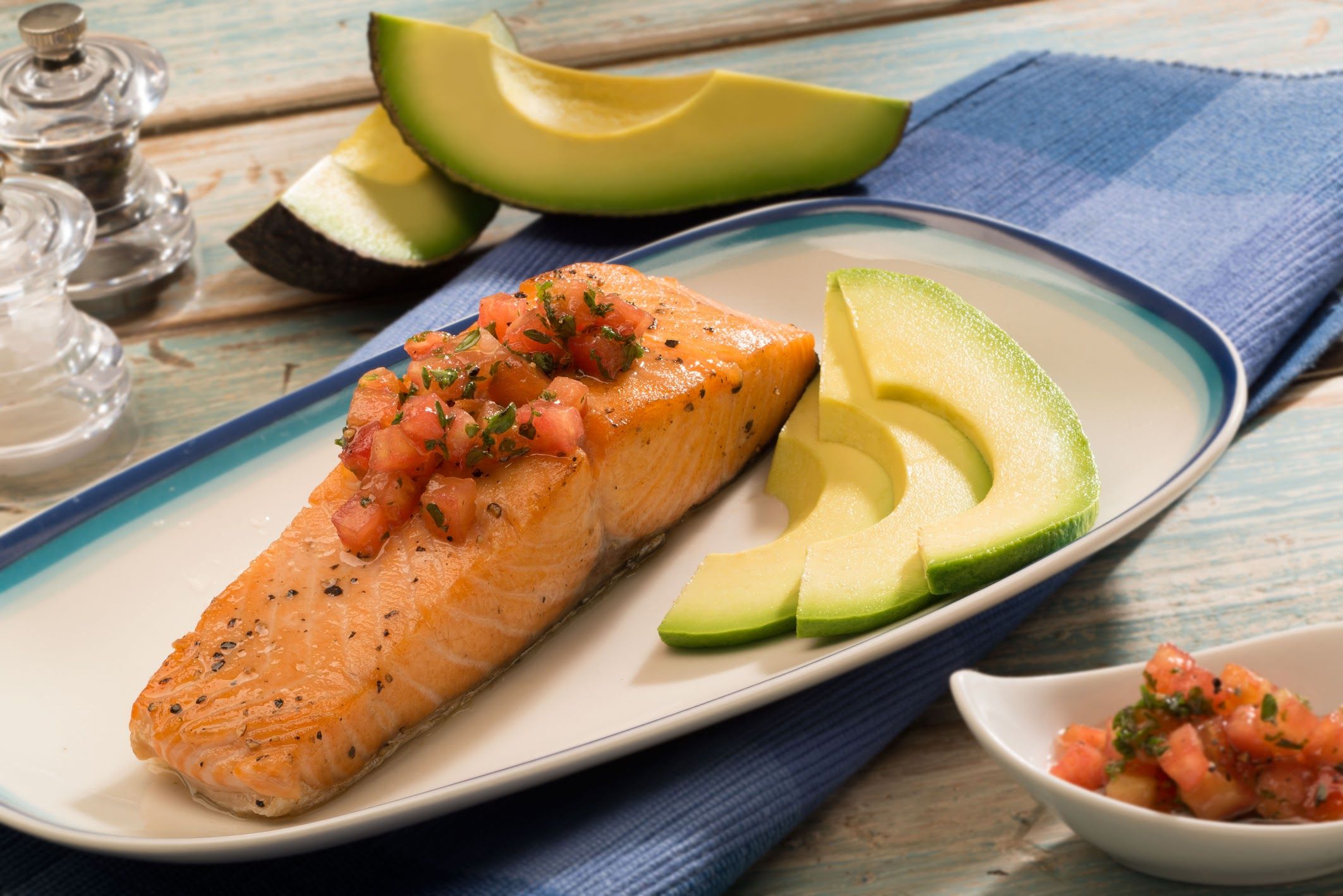 Grilled salmon with avocados & tomato vinaigrette