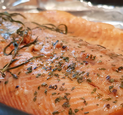 Salmon baked in foil