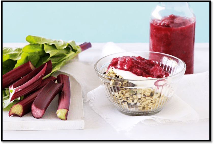 Stewed rhubarb with ginger
