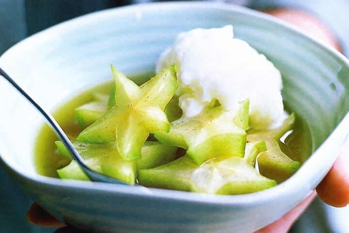 Carambolas in green tea and ginger syrup