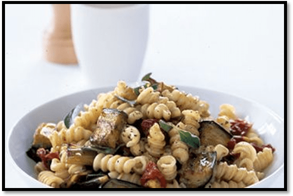 Rollini with semi-dried tomatoes