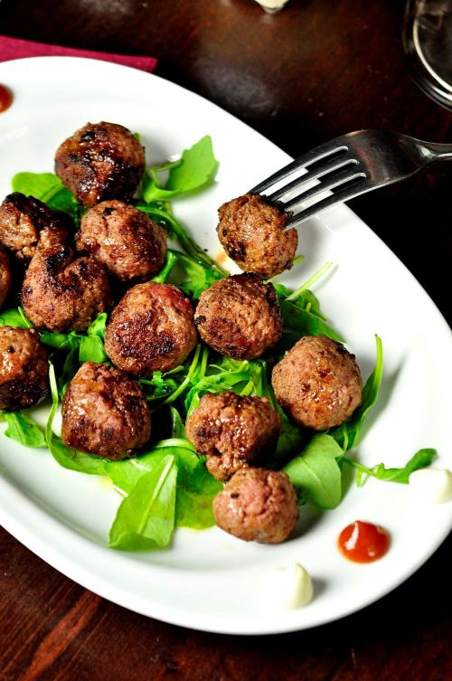 Meatballs With Rocket leaves
