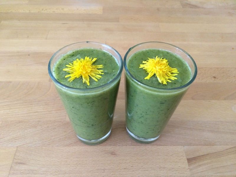 The Dandelion Shake Smoothie