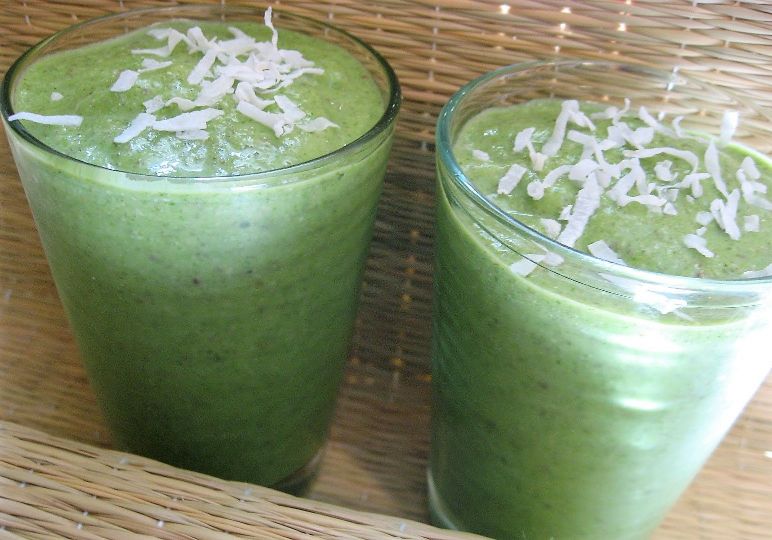 The Romaine Coconut Smoothie
