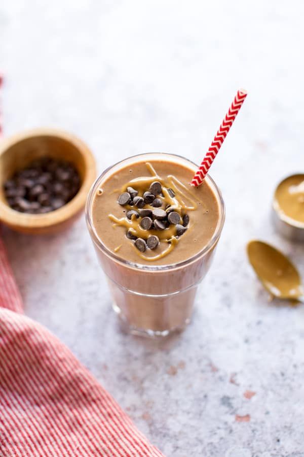 PEANUT BUTTER SMOOTHIE