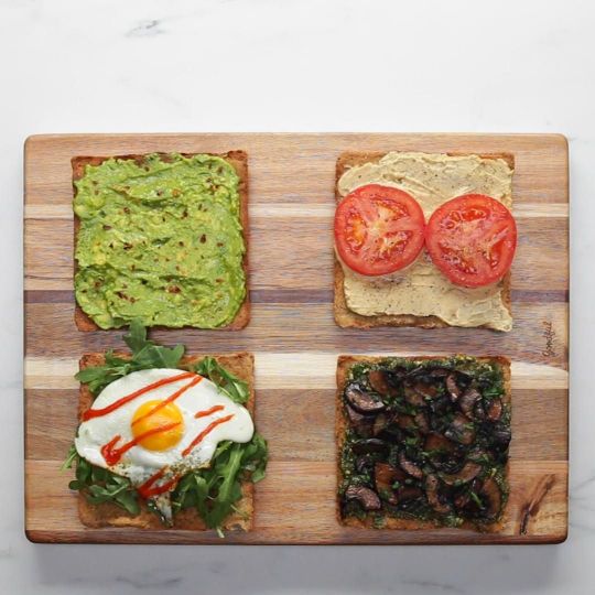 CAULIFLOWER TOAST
