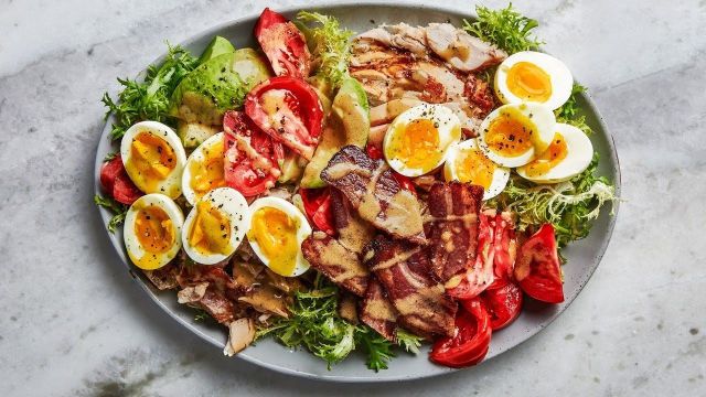 CHICKEN COBB SALAD