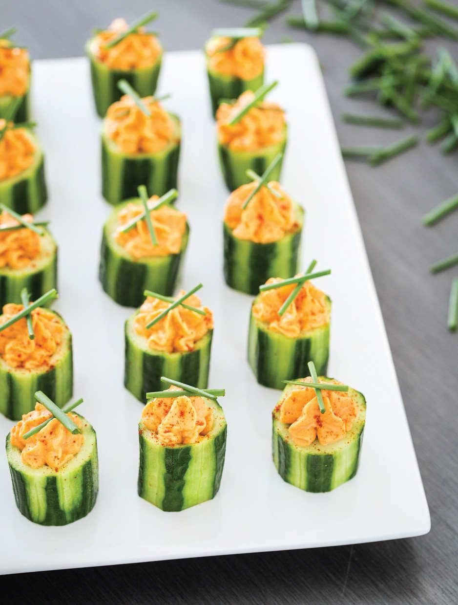 Roasted Red Pepper Hummus Cucumber Cups