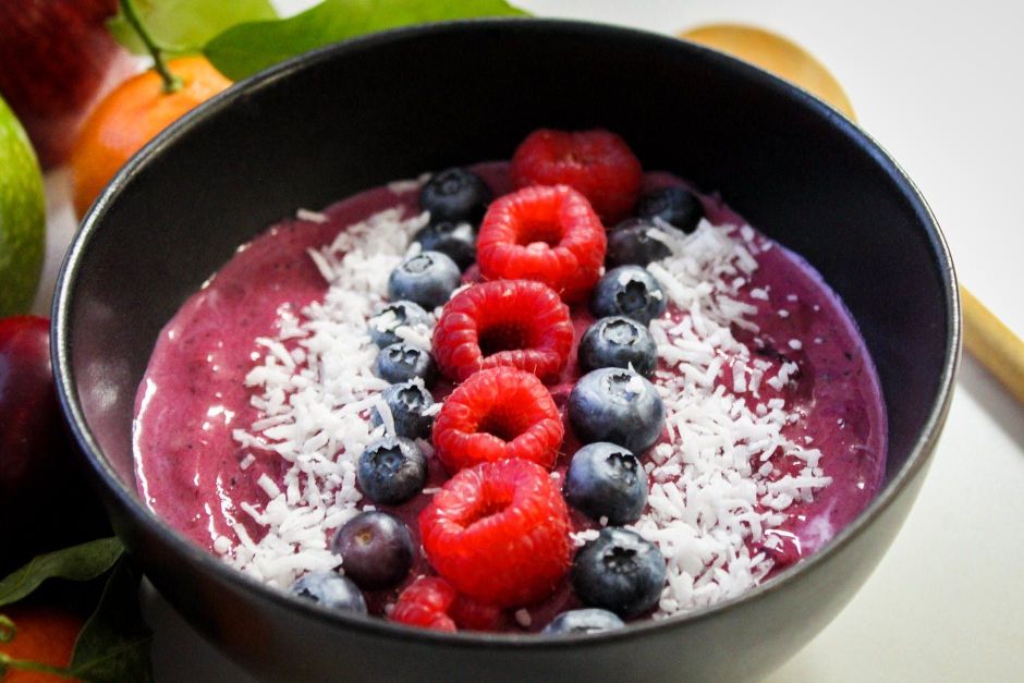 Berries Smoothie Bowl