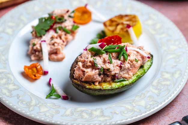 Tuna Avocado Boats
