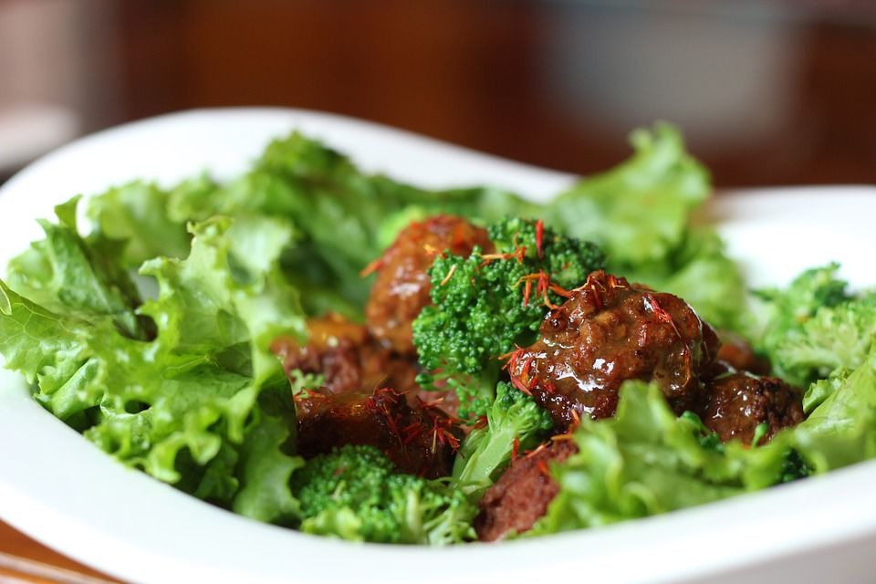 Meatballs With Steamed Broccoli