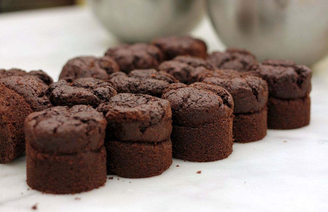 BROWNIE BOMBS